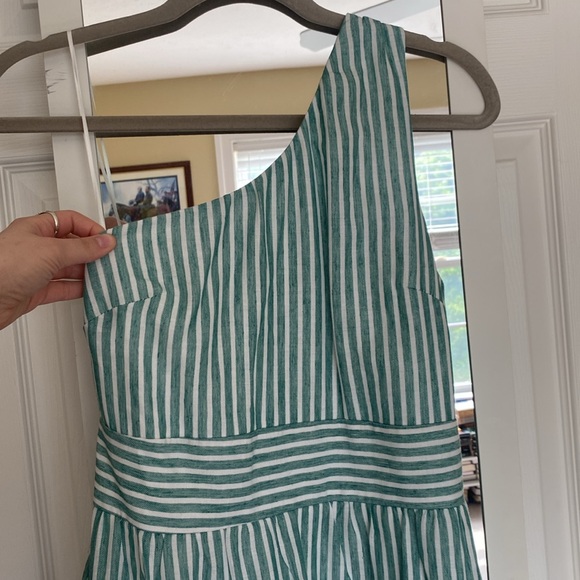 Francesca’s Collections Jada Striped One Shoulder Midi Dress - Picture 8 of 11